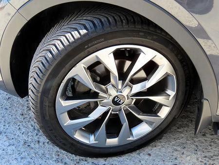 Kia Sorento — photo 20