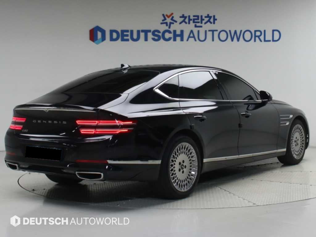 Genesis G80 — photo 02