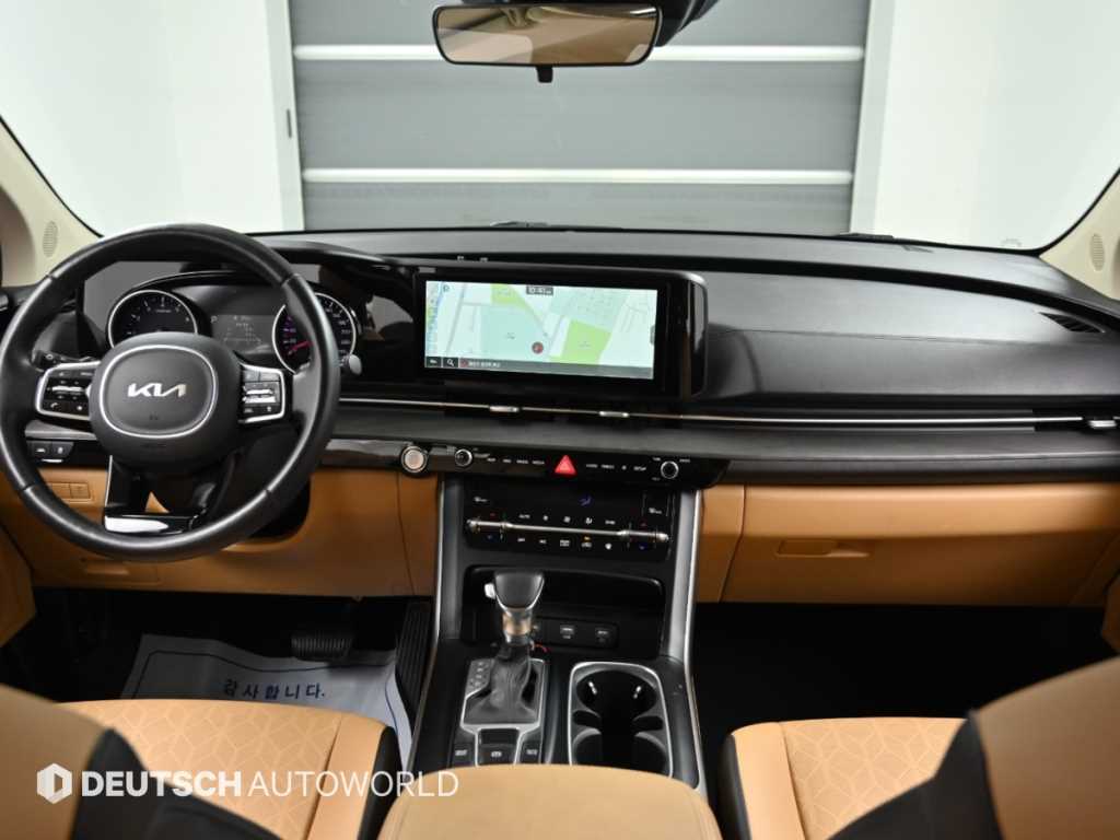 Kia Carnival — photo 07