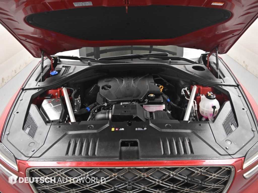 Genesis GV70 — photo 06