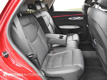 Genesis GV70 — photo 12