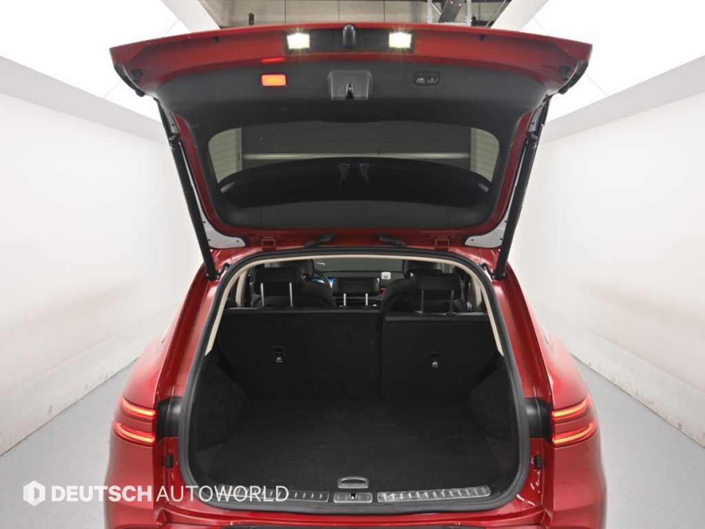 Genesis GV70 — photo 19