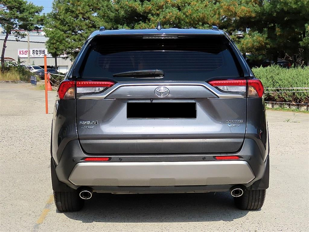 Toyota RAV4 — photo 04