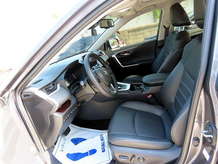 Toyota RAV4 — photo 05