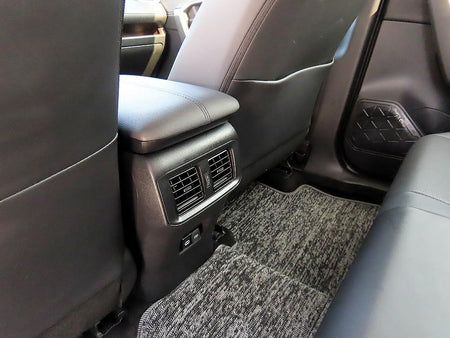 Toyota RAV4 — photo 15