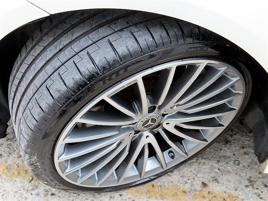 Mercedes-Benz S-Class — photo 20