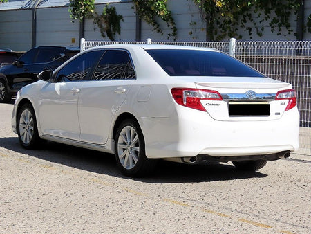 Toyota Camry — photo 03