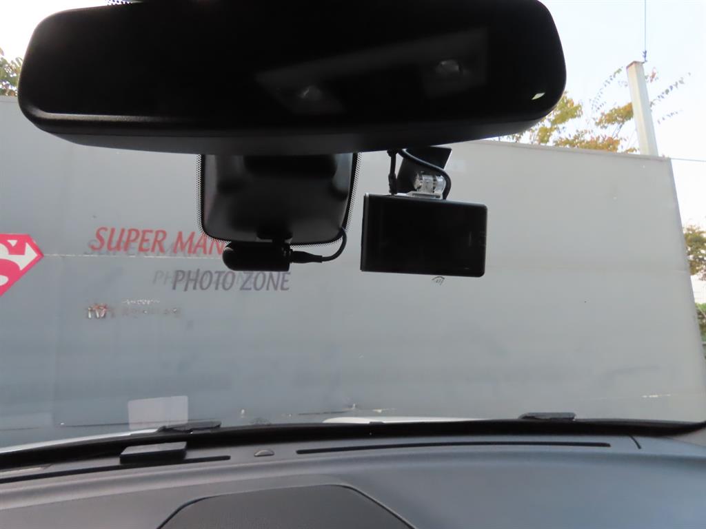 Ford Explorer — photo 19