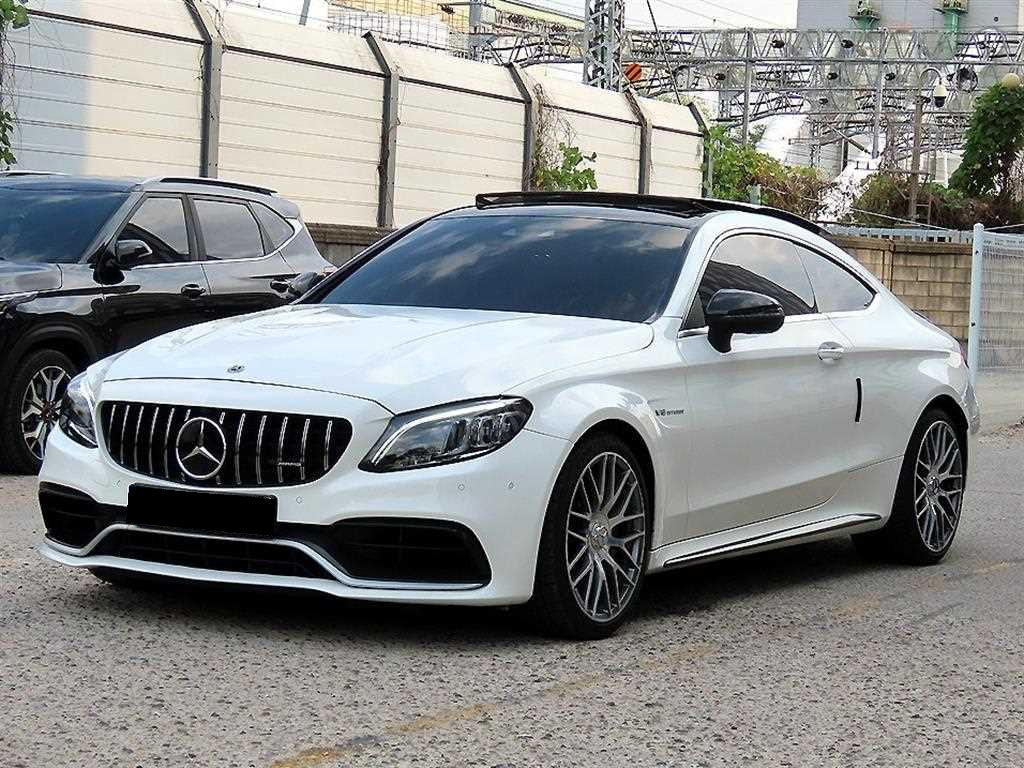 Mercedes-Benz C-Class — photo 02