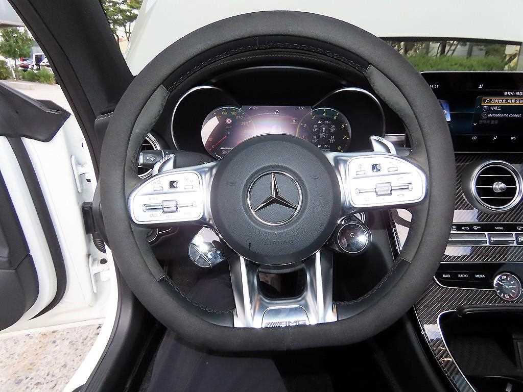 Mercedes-Benz C-Class — photo 08