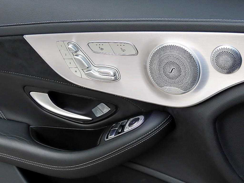Mercedes-Benz C-Class — photo 12