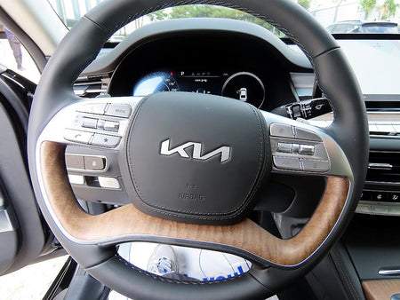 Kia K9 — photo 08