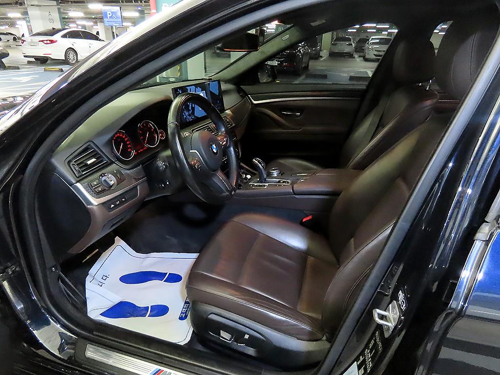 BMW 5-Series — photo 06