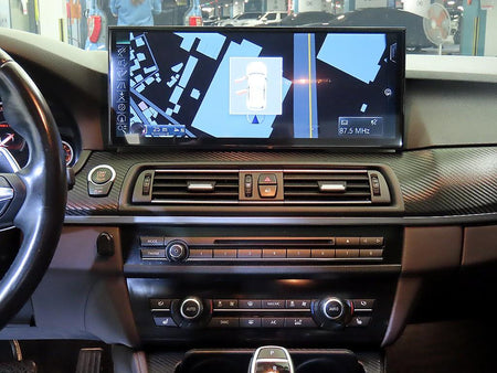 BMW 5-Series — photo 11