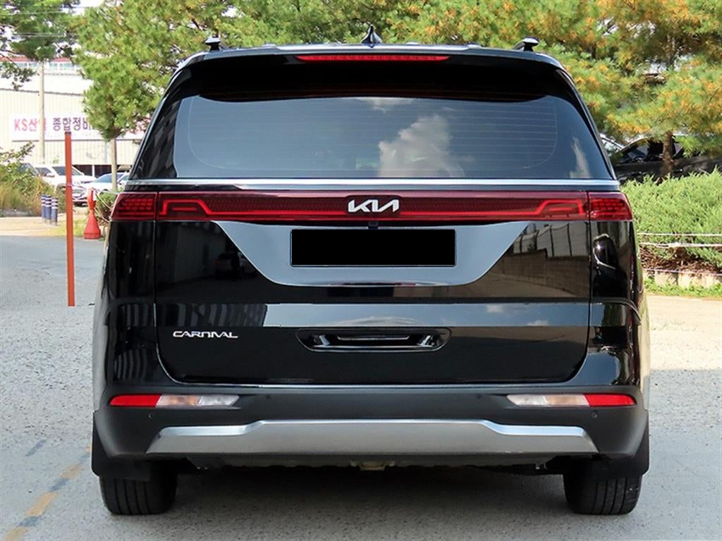 Kia Carnival — photo 04