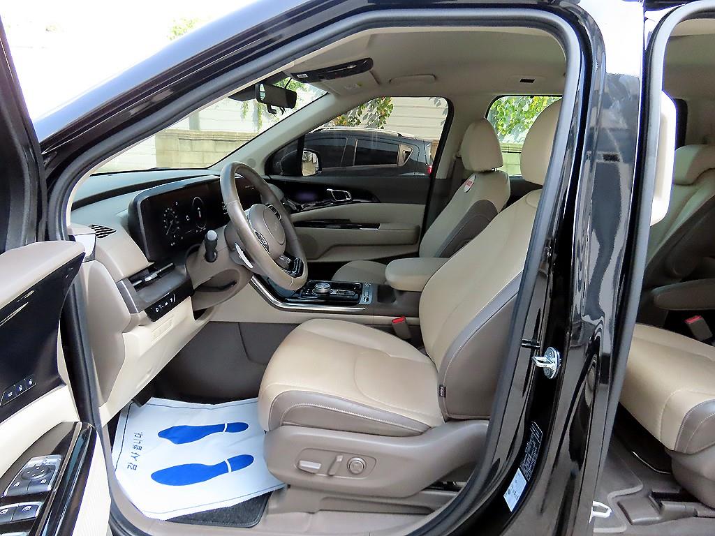 Kia Carnival — photo 05