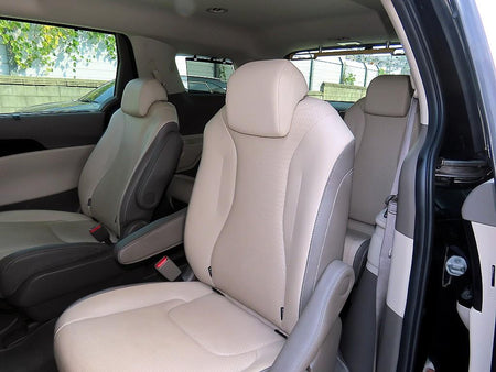 Kia Carnival — photo 07