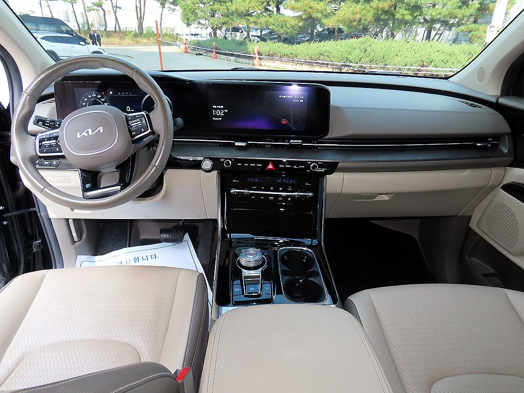 Kia Carnival — photo 08