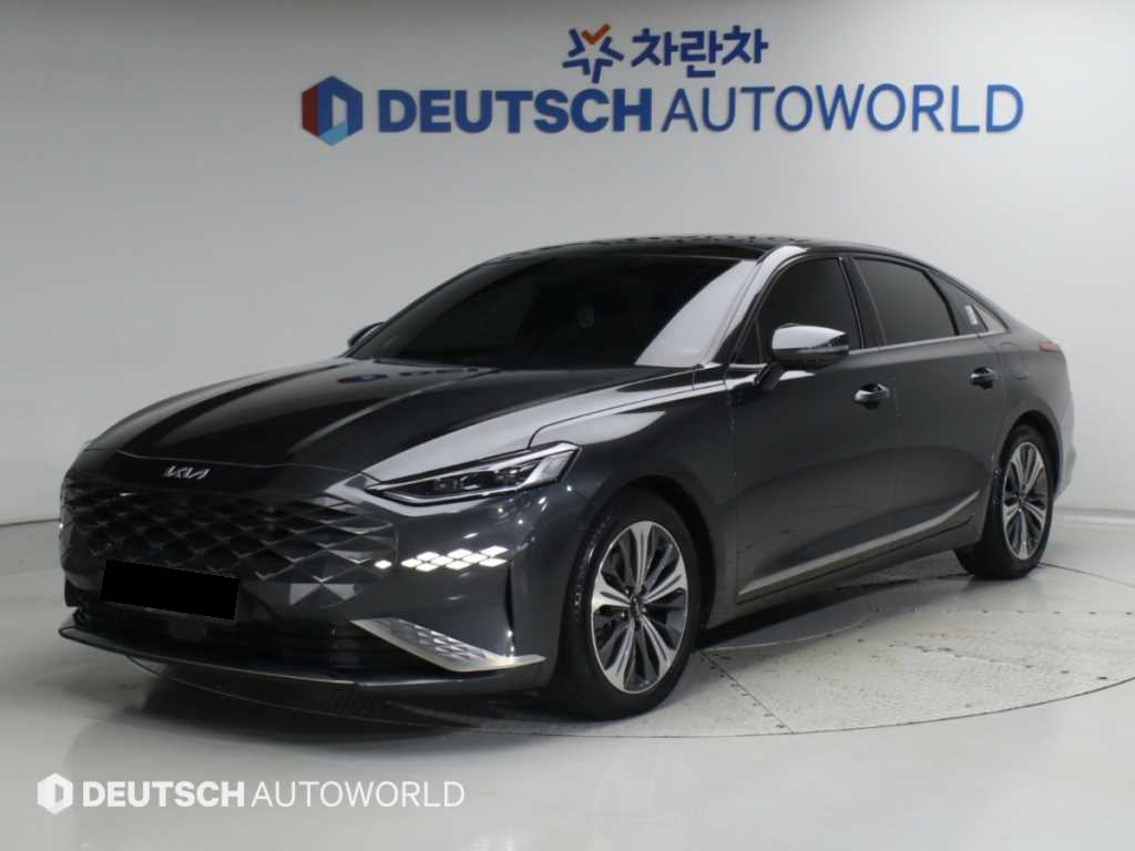 Kia K8 — photo 01