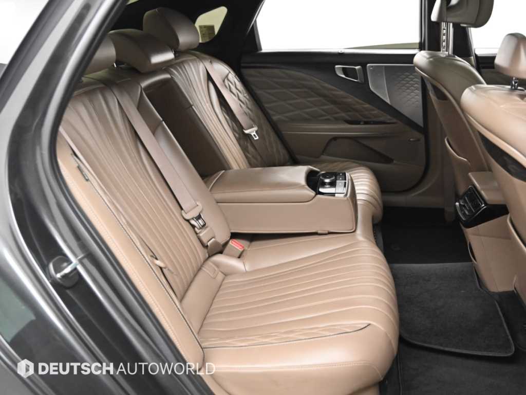 Kia K8 — photo 12