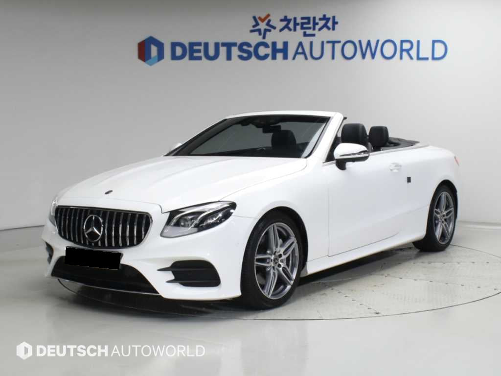 Mercedes-Benz E-Class — photo 01