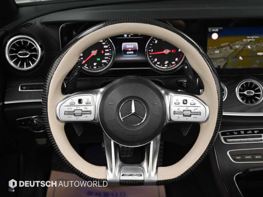 Mercedes-Benz E-Class — photo 13