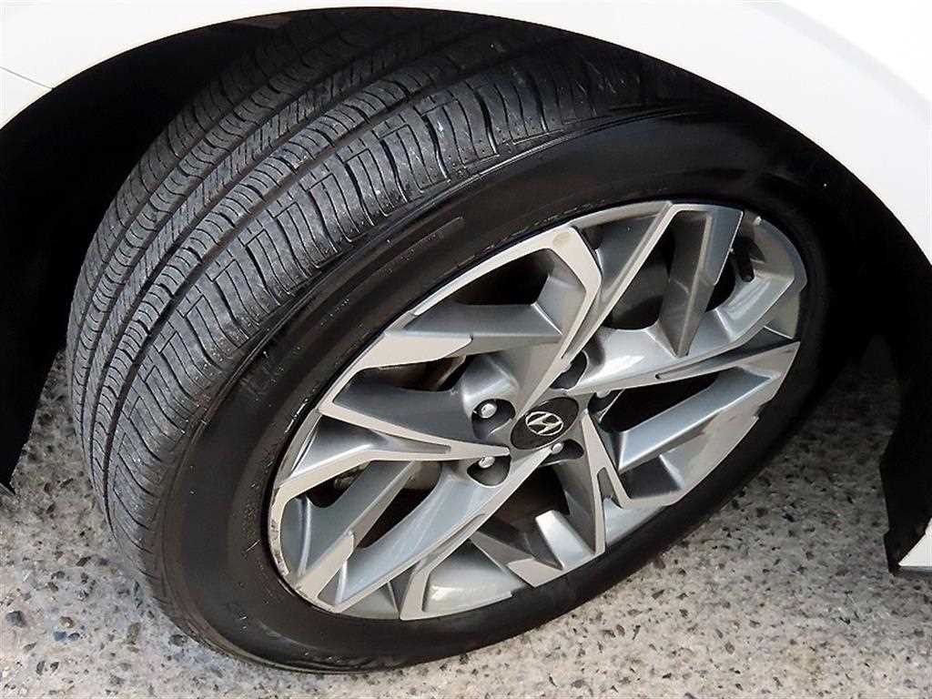 Hyundai Sonata — photo 20