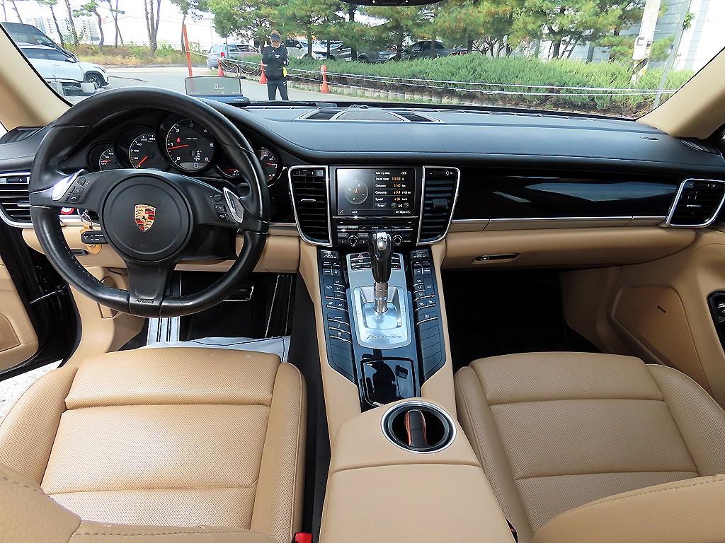 Porsche Panamera — photo 07