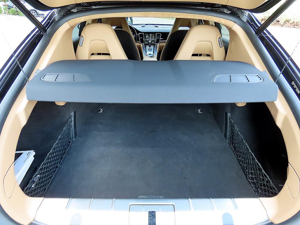 Porsche Panamera — photo 17