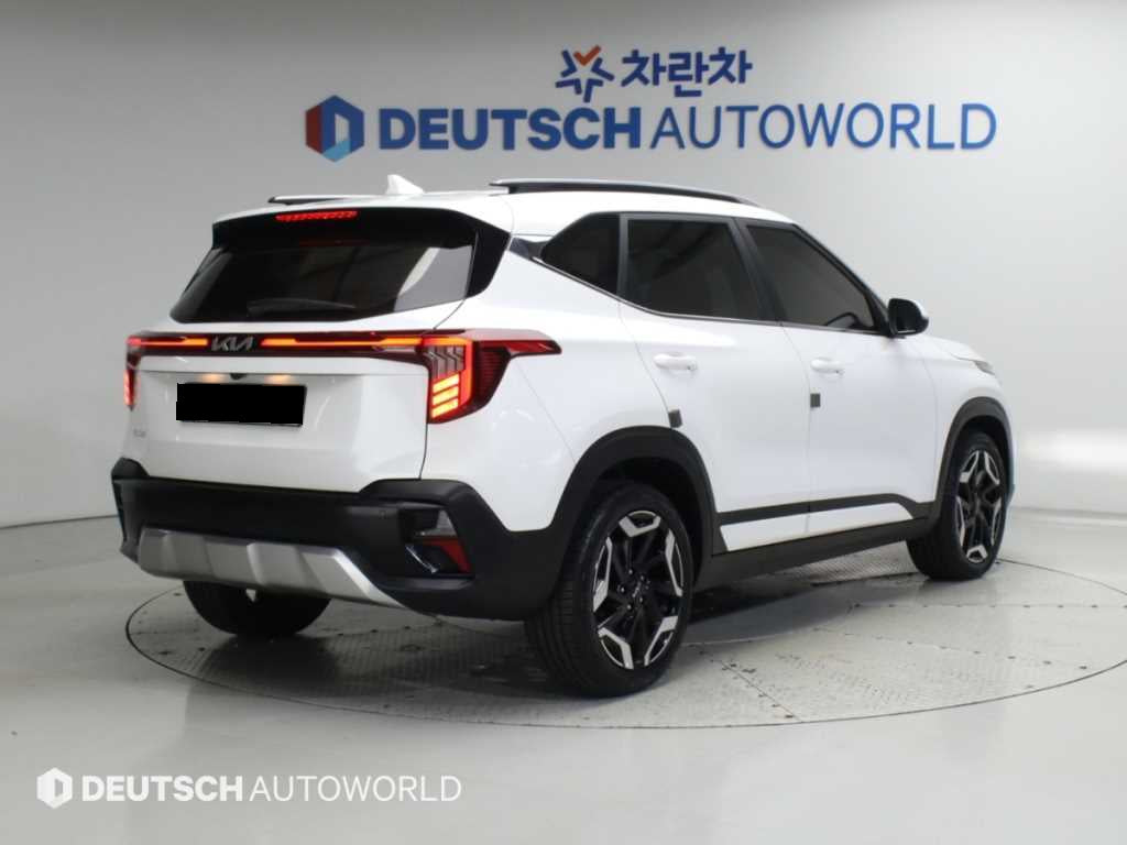 Kia Seltos — photo 02