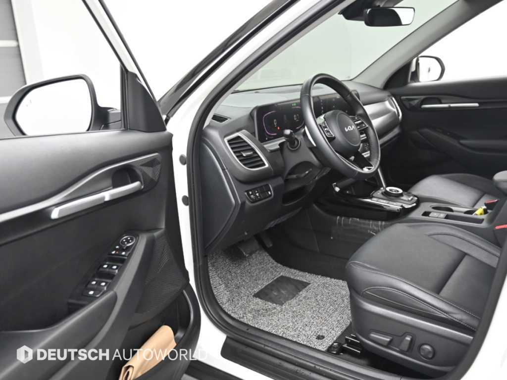 Kia Seltos — photo 10