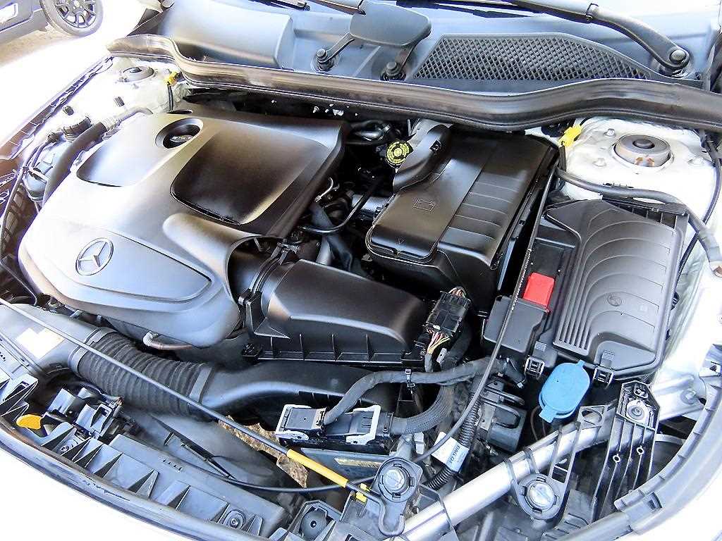Mercedes-Benz CLA-Class — photo 19