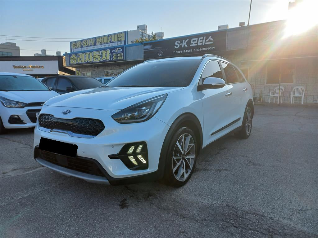 Kia Niro — photo 05