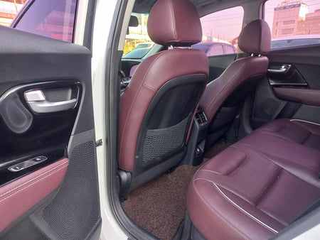 Kia Niro — photo 10