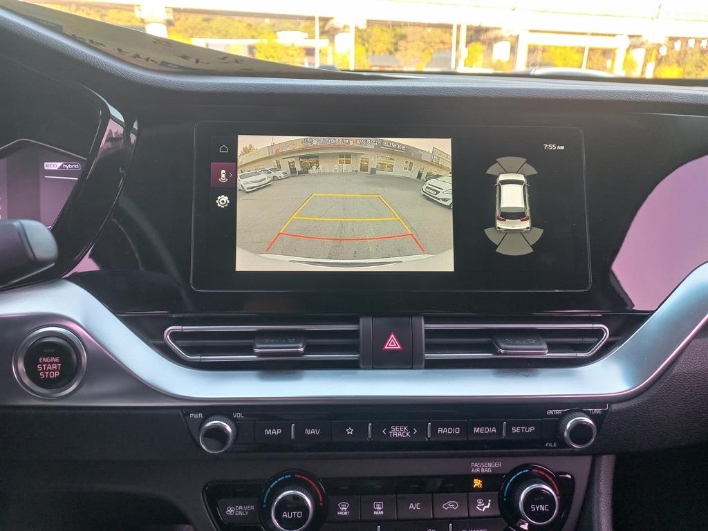 Kia Niro — photo 20