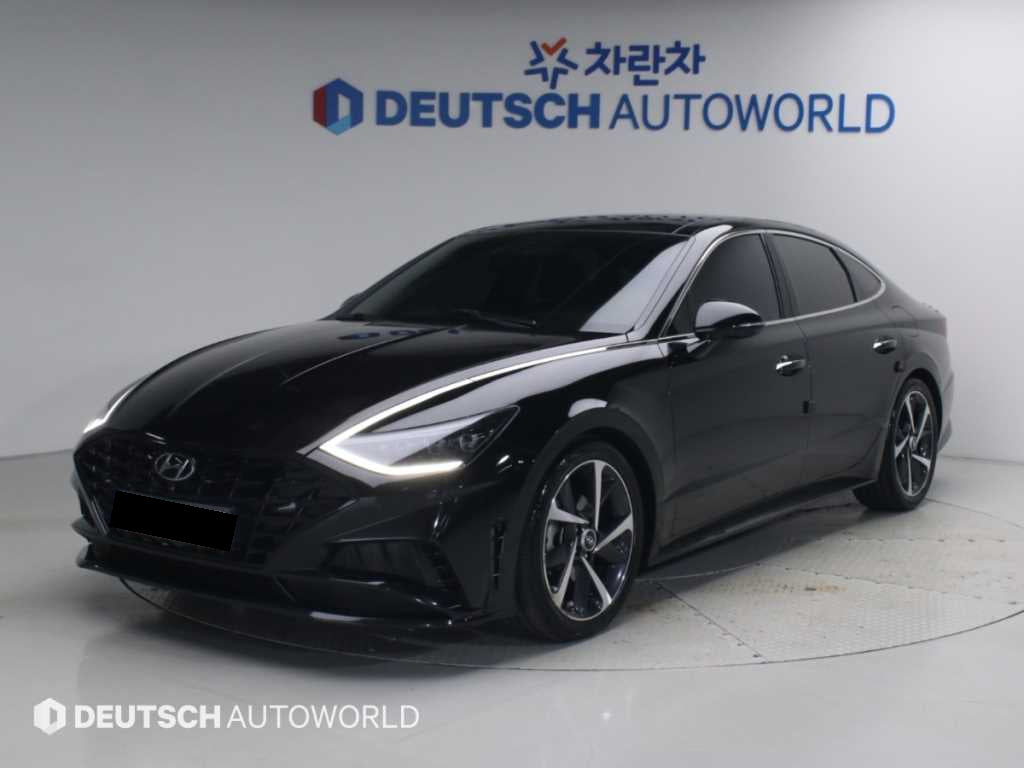 Hyundai Sonata — photo 01