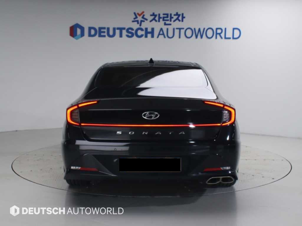 Hyundai Sonata — photo 04