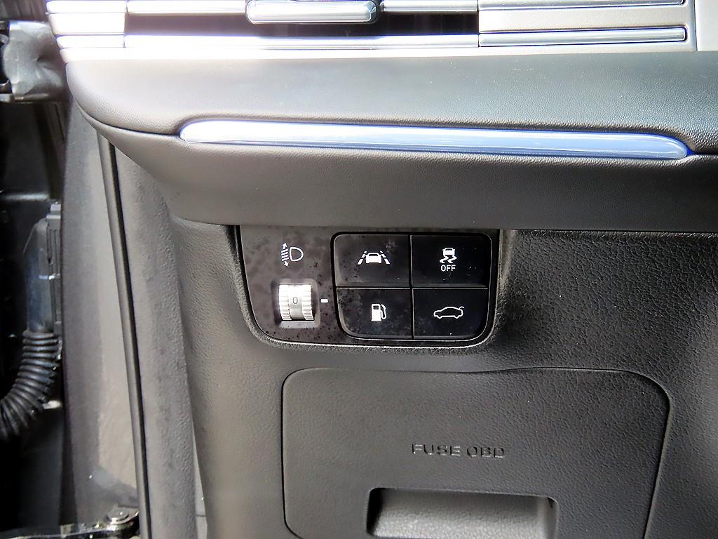 Hyundai Grandeur — photo 12