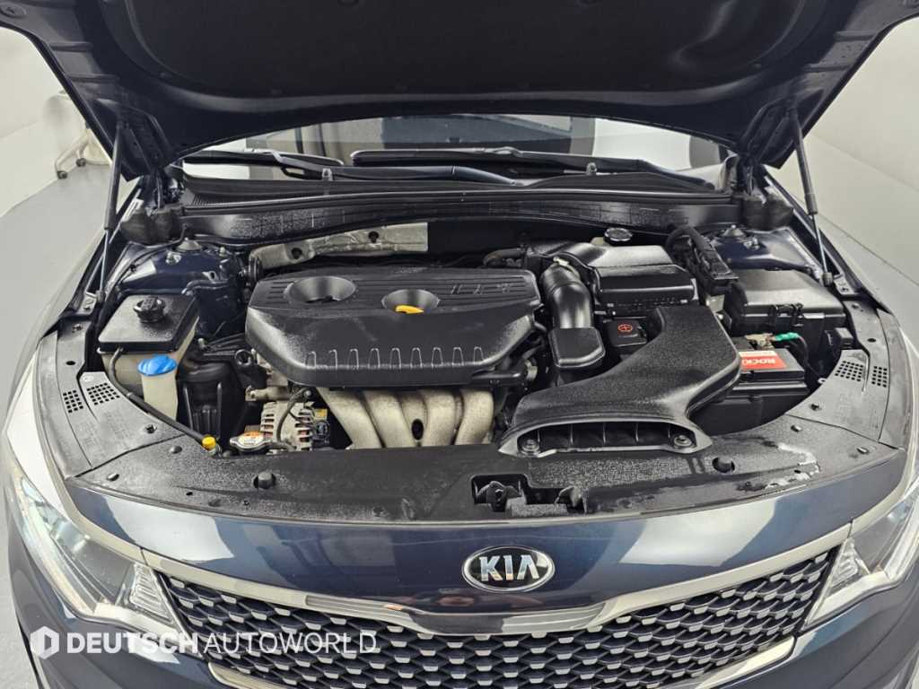 Kia K5 — photo 06