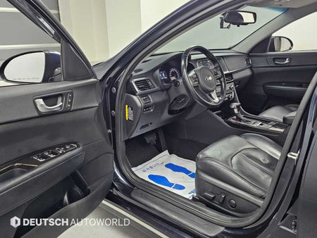 Kia K5 — photo 11