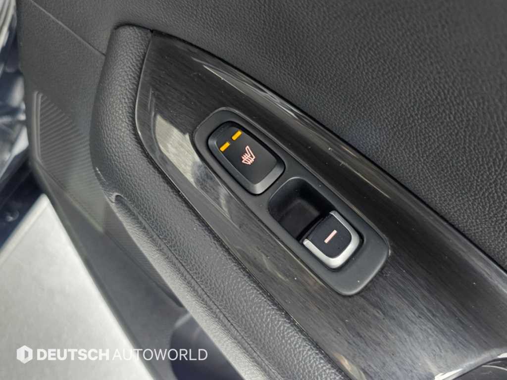 Kia K5 — photo 16