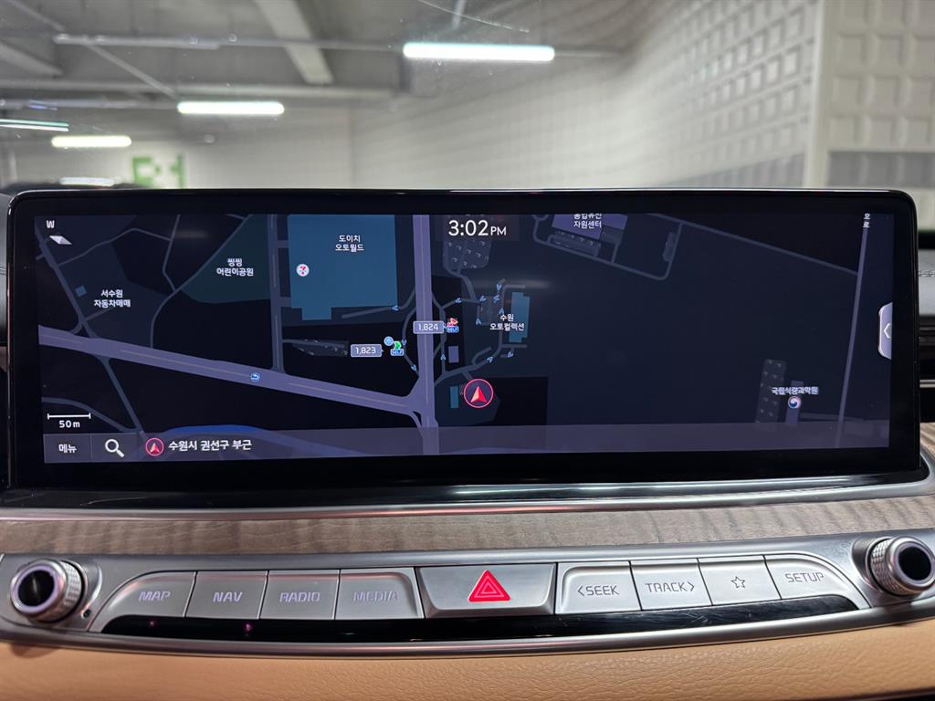 Kia K9 — photo 11