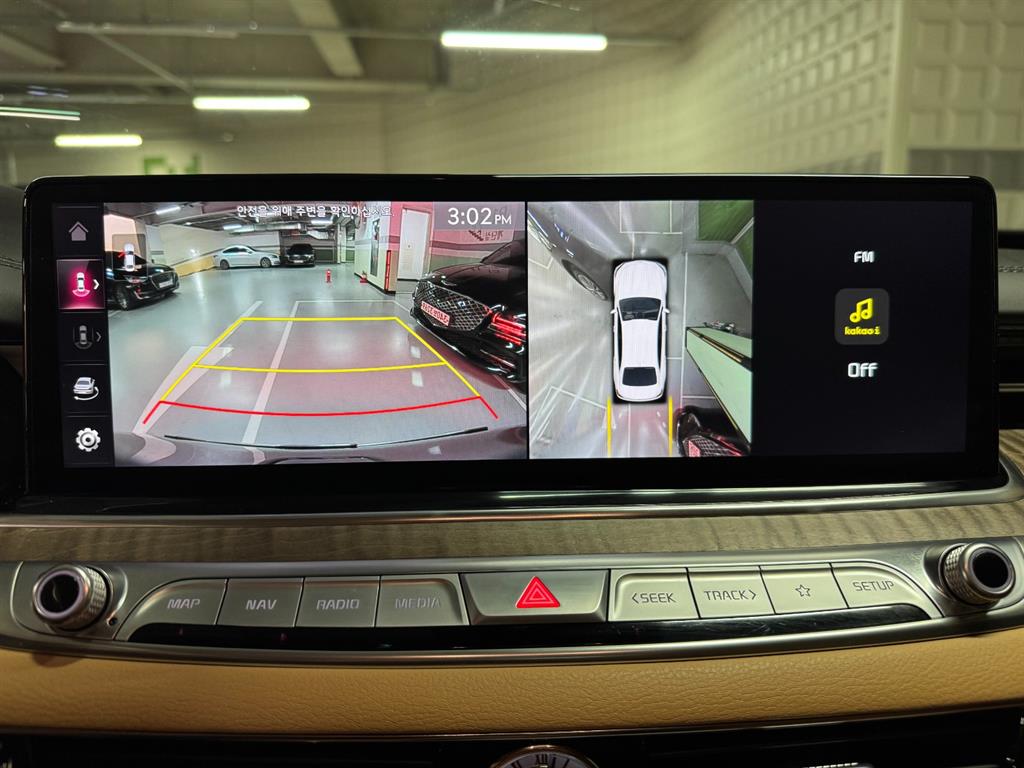 Kia K9 — photo 12