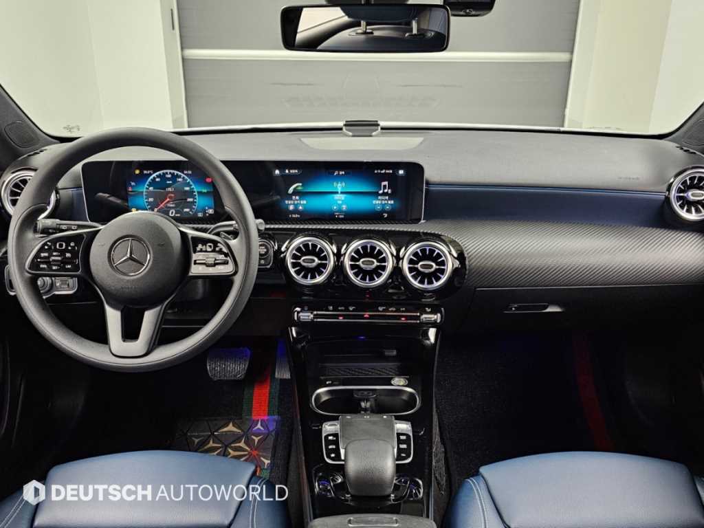 Mercedes-Benz A-Class — photo 07