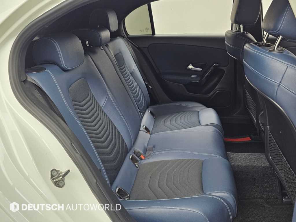 Mercedes-Benz A-Class — photo 12