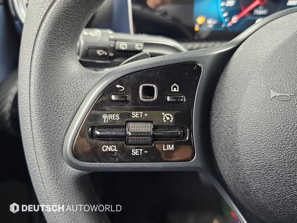 Mercedes-Benz A-Class — photo 18