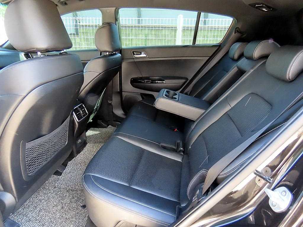Kia Sportage — photo 06