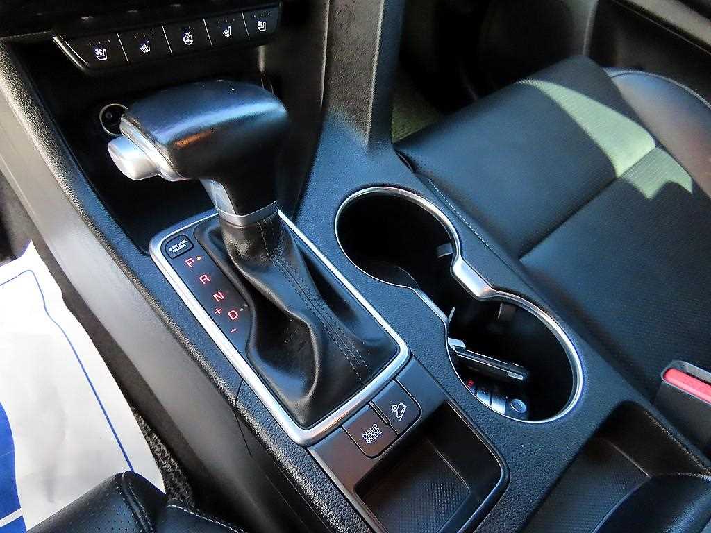 Kia Sportage — photo 10
