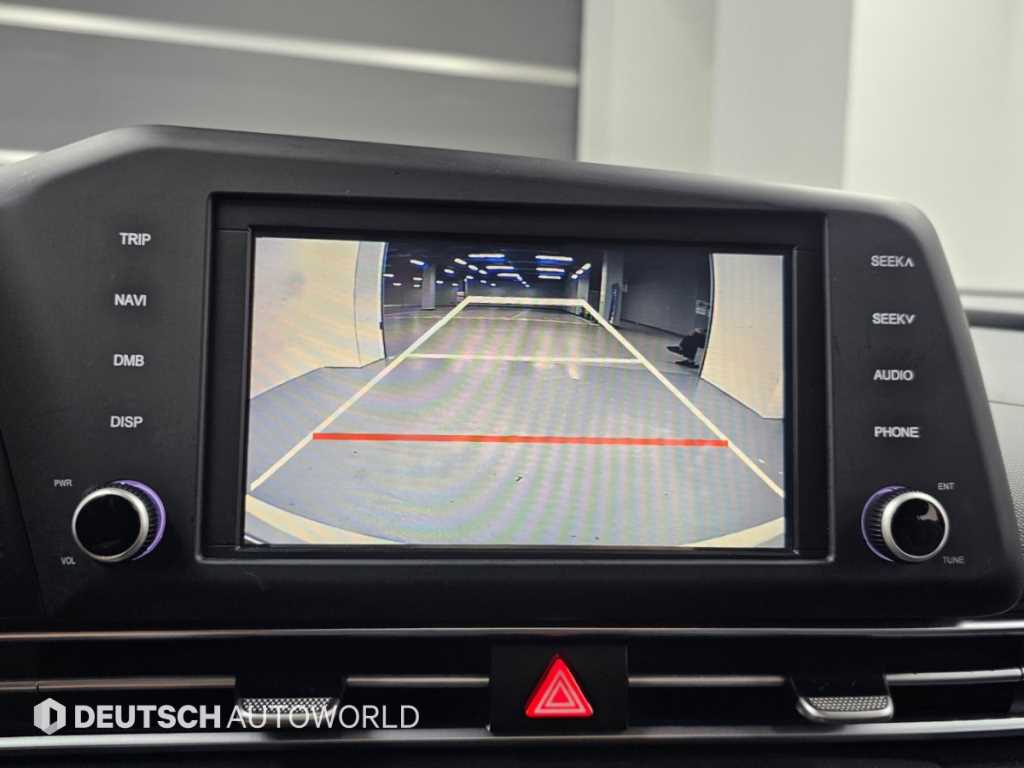 Hyundai Avante — photo 15