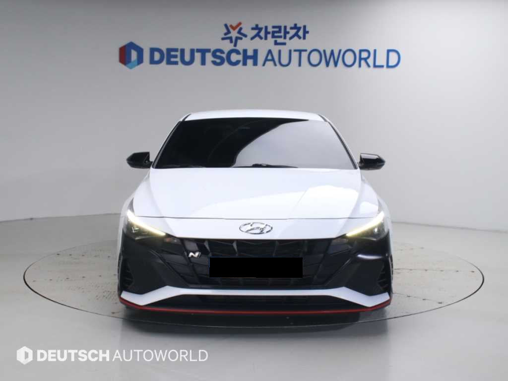 Hyundai Avante — photo 03